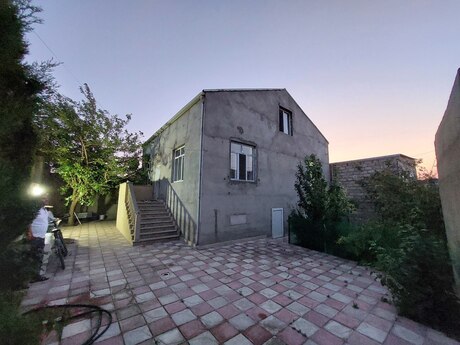 4 otaq · 250 m²