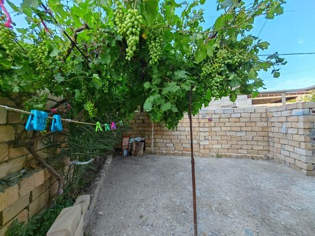 Продаётся 5-комнатный дом, Lökbatan, 160 м², 150 000 AZN, фото 4 / 12