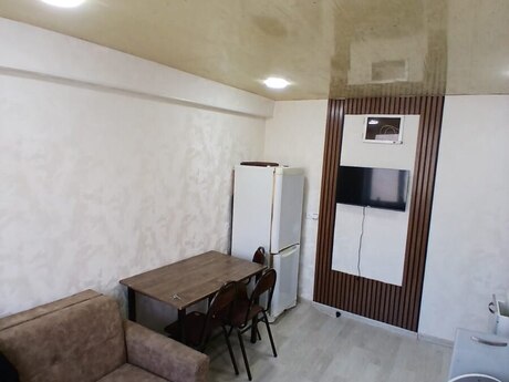 1 otaq · 30 m²