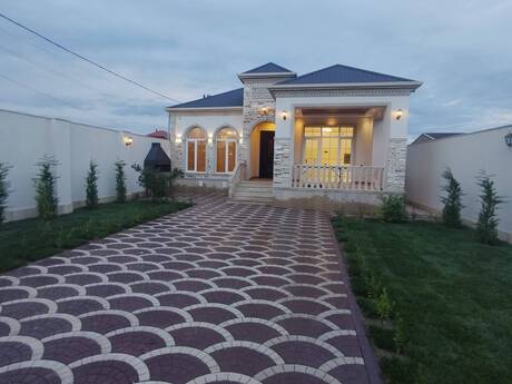 3-комн. · 140 m² · 1/1 этаж, Buzovna