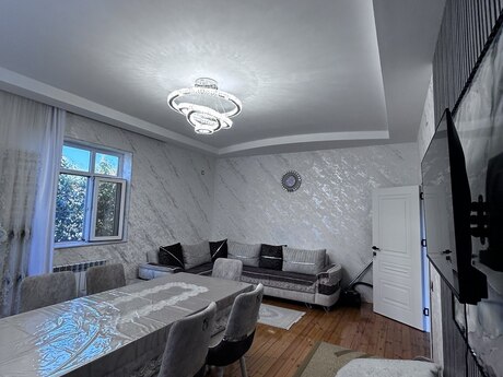 Binədə 3 otaqlı həyət evi satılır, 120 m², 79 000 AZN, şəkil 2 / 12