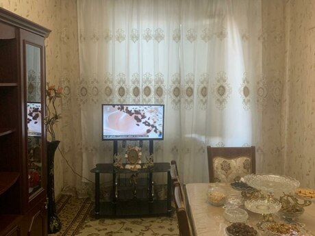 5-room apartment, 100 m², 9-cu mikrorayon, 250 000 AZN
