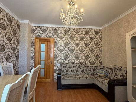 Qurtuluş 93 kompleksində 3 otaqlı yeni tikili mənzil satılır, 85 m², 125 000 AZN, şəkil 3 / 12