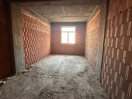 Qurtuluş 93 kompleksində 1 otaqlı yeni tikili mənzil satılır, 54 m², 60 000 AZN, şəkil 2 / 8