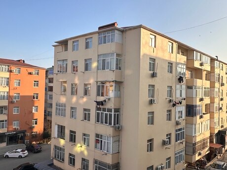 1 otaq · 54 m² · 2/3 mərtəbə, Qurtuluş 93