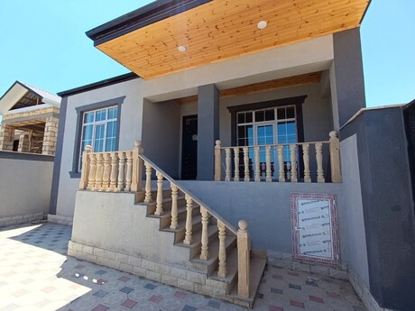 3 otaq · 90 m²