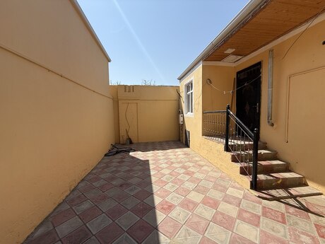 2-room house for sale in Binəqədi, 100 m², 52 000 AZN, photo 3 / 9