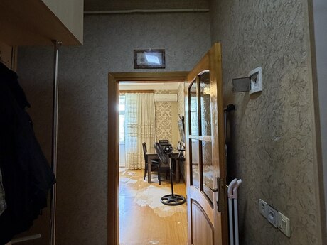 Bakıxanovda 2 otaqlı köhnə tikili mənzil satılır, 45 m², 112 000 AZN, şəkil 3 / 12