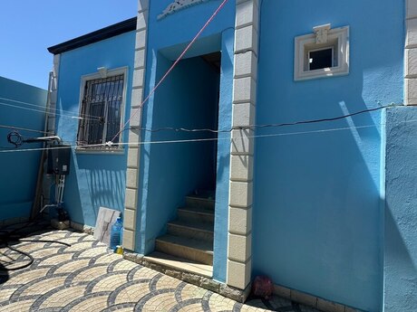 Hökməlidə 3 otaqlı həyət evi satılır, 65 m², 65 000 AZN, şəkil 2 / 9
