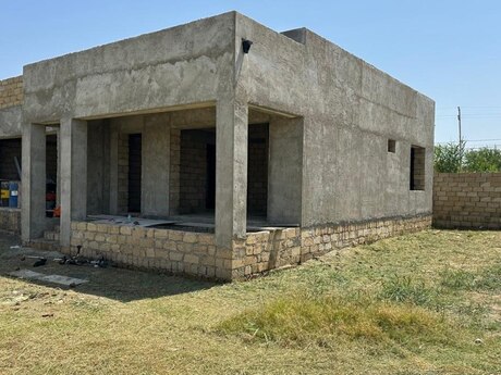 4 otaq · 130 m²