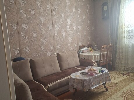 3 otaq · 82 m²