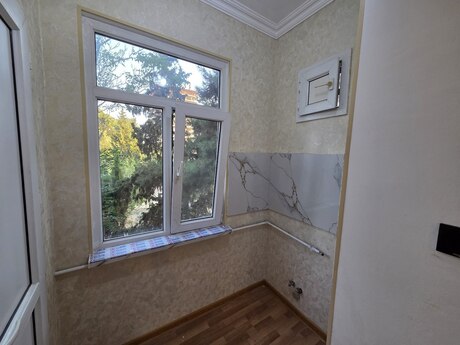 Продаётся 1-комнатная квартира в старом фонде, 8-ci mikrorayon, 18 м², 74 000 AZN, фото 5 / 12