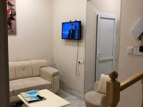 Sahildə 2 otaqlı köhnə tikili mənzil satılır, 40 m², 138 000 AZN, şəkil 5 / 12