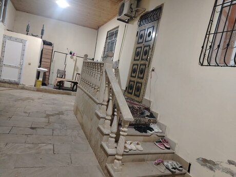 4 otaq · 150 m²
