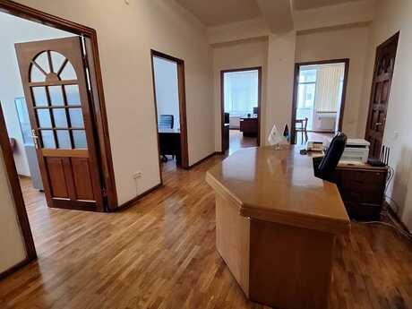 28 Mayda 4 otaqlı yeni tikili mənzil satılır, 170 m², 435 000 AZN, şəkil 4 / 12
