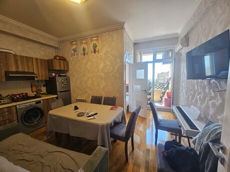 2 otaq · 40 m² · 5/15 mərtəbə, Yeni Günəşli