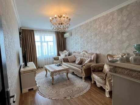 5 otaq · 120 m² · 8/9 mərtəbə, Bakıxanov