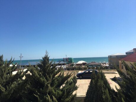 Şıxovda 4 otaqlı həyət evi kirayə verilir, 160 m², 2 500 AZN/ay, şəkil 3 / 12