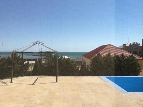 Şıxovda 4 otaqlı həyət evi kirayə verilir, 160 m², 2 500 AZN/ay, şəkil 2 / 12