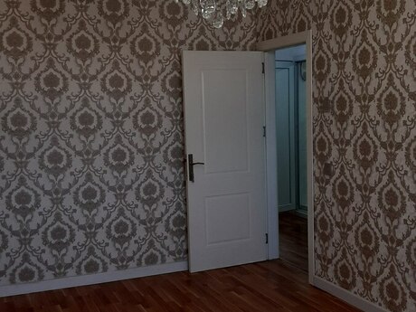 Yeni Günəşlidə 2 otaqlı köhnə tikili mənzil kirayə verilir, 60 m², 450 AZN/ay, şəkil 2 / 12