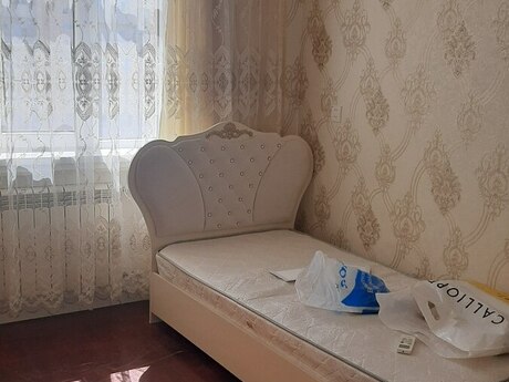 Yeni Günəşlidə 2 otaqlı köhnə tikili mənzil kirayə verilir, 60 m², 450 AZN/ay, şəkil 3 / 12