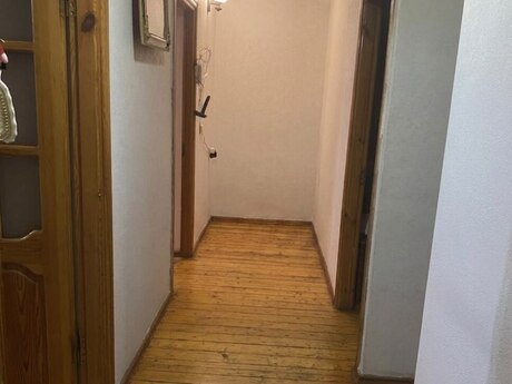 Продаётся 3-комнатная квартира в старом фонде, Bakmil, 70 м², 190 000 AZN, фото 4 / 12