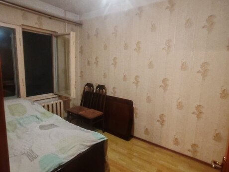 Qaraçuxurda 2 otaqlı köhnə tikili mənzil kirayə verilir, 47 m², 450 AZN/ay, şəkil 3 / 12