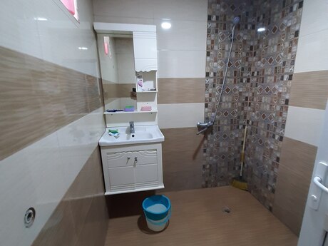 Bayılda 6 otaqlı həyət evi satılır, 150 m², 97 000 AZN, şəkil 4 / 12