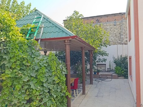 7 otaq · 228 m² · 1/1 mərtəbə, M.Ə.Rəsulzadə