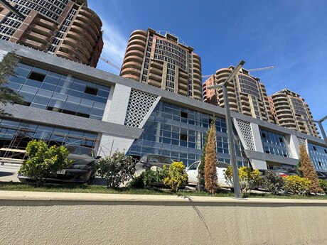 Diamanti Residence kompleksində 2 otaqlı yeni tikili mənzil satılır, 78 m², 87 000 AZN, şəkil 2 / 10