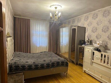 4 otaqlı ev, 250 m², NZS, 138 000 AZN