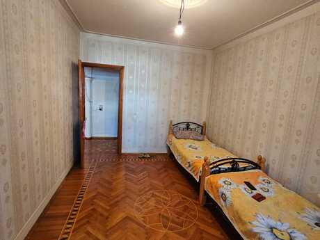 Azadlıq Prospektidə 5 otaqlı köhnə tikili mənzil satılır, 130 m², 270 000 AZN, şəkil 5 / 12