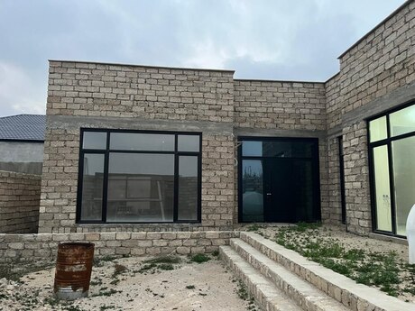 4 otaq · 180 m²