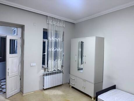 İnşaatçılarda 1 otaqlı köhnə tikili mənzil kirayə verilir, 40 m², 400 AZN/ay, şəkil 2 / 12
