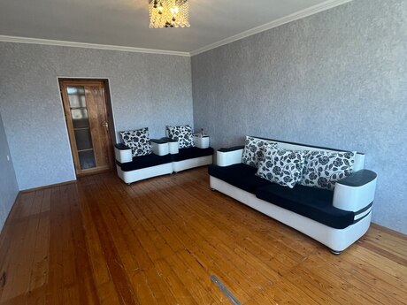 Lökbatanda 3 otaqlı köhnə tikili mənzil satılır, 70 m², 127 000 AZN, şəkil 2 / 12