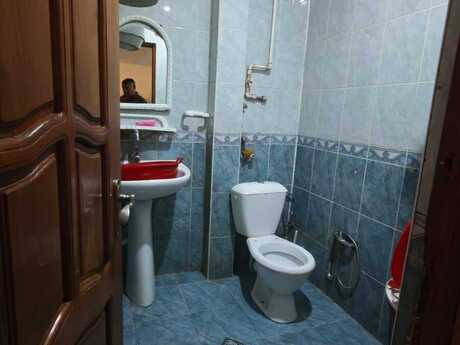 2-room old-build apartment for sale in Əhmədli, 45 m², 100 000 AZN, photo 2 / 12