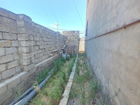 Sarayda 6 otaqlı həyət evi satılır, 220 m², 180 000 AZN, şəkil 4 / 12