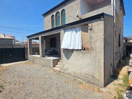 Sarayda 6 otaqlı həyət evi satılır, 220 m², 180 000 AZN, şəkil 2 / 12
