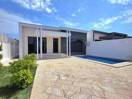 Şüvəlanda 4 otaqlı həyət evi satılır, 160 m², 295 000 AZN, şəkil 2 / 12