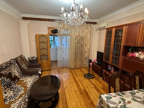 Lökbatanda 3 otaqlı köhnə tikili mənzil satılır, 73 m², 105 000 AZN, şəkil 2 / 12