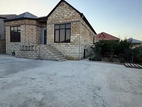 4 otaq · 98 m² · 1/1 mərtəbə, Qobu