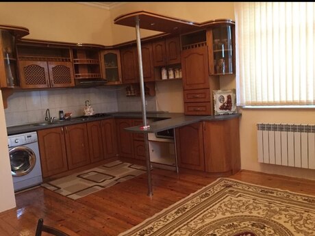 3 otaqlı ev, 130 m², Mərdəkan, 650 AZN