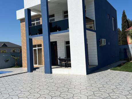 5 rooms · 240 m² · floor 1/1, Novxanı