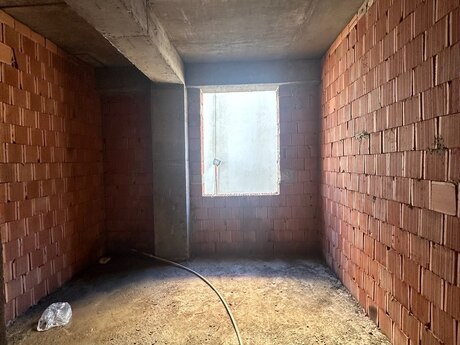 Qurtuluş 93 kompleksində 1 otaqlı yeni tikili mənzil satılır, 54 m², 59 500 AZN, şəkil 3 / 5