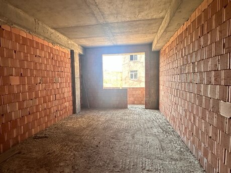 Qurtuluş 93 kompleksində 1 otaqlı yeni tikili mənzil satılır, 54 m², 59 500 AZN, şəkil 2 / 5