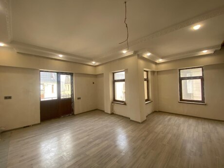 Abşeronda 5 otaqlı yeni tikili mənzil satılır, 132 m², 108 000 AZN, şəkil 2 / 12