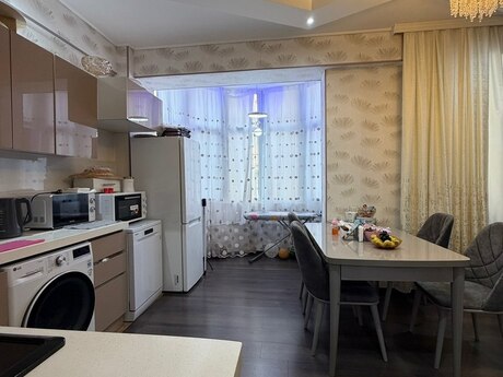 Продаётся 2-комнатная квартира в новостройке, ЖК Qurtuluş 93, 50 м², 78 000 AZN, фото 3 / 11