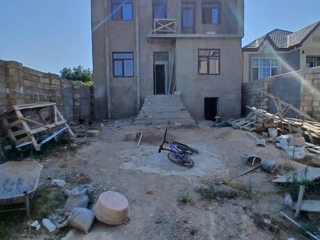Masazırda 6 otaqlı həyət evi satılır, 230 m², 150 000 AZN, şəkil 2 / 12