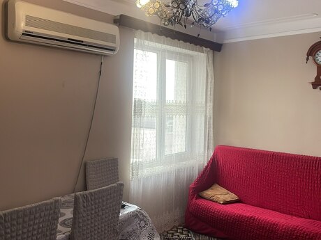 2-room old-build apartment for sale in Mərdəkan, 57 m², 105 000 AZN, photo 2 / 11