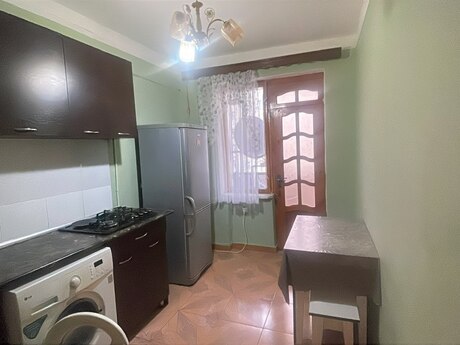 2-room old-build apartment for sale in Mərdəkan, 57 m², 105 000 AZN, photo 5 / 11